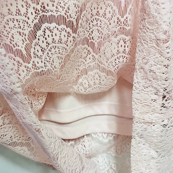Jessica Simpson Lace Midi Dress Size 8 Blush Pink Scalloped Chain Collar Belted - Picture 8 of 16